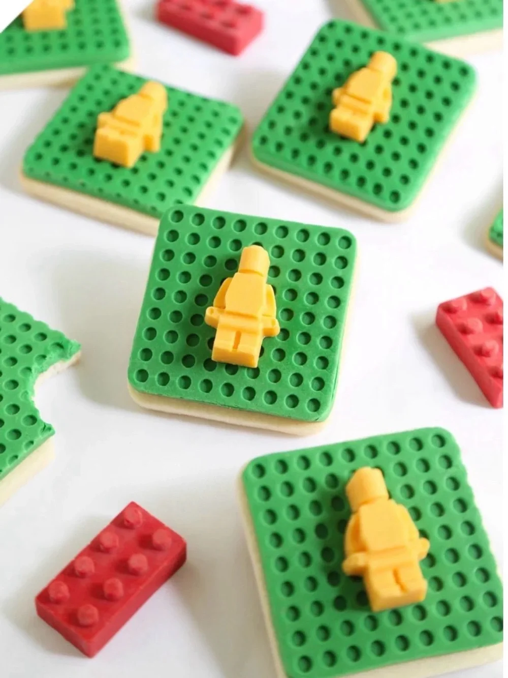 Lego Man, Bricks & Mini Figure Silicone Mold Tray Chocolate Candy Ice Cubes